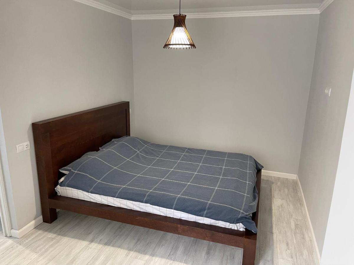 Apartament Bancila Appartamento Botoşani Esterno foto